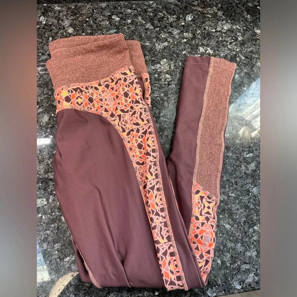 MAAJI SWING TERRAIN Leggings Workout Yoga Athletic Size Large L - Picture 6 of 13